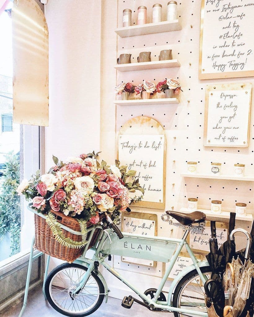 Волшебный розарий Elan Café (Челси, Лондон)