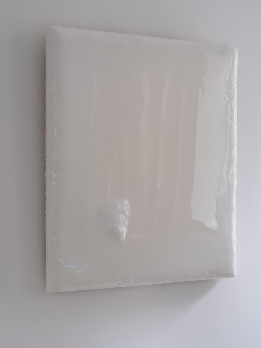 Работы Яна Тихоненко и Кирилла Басалаева, галерея ART brut