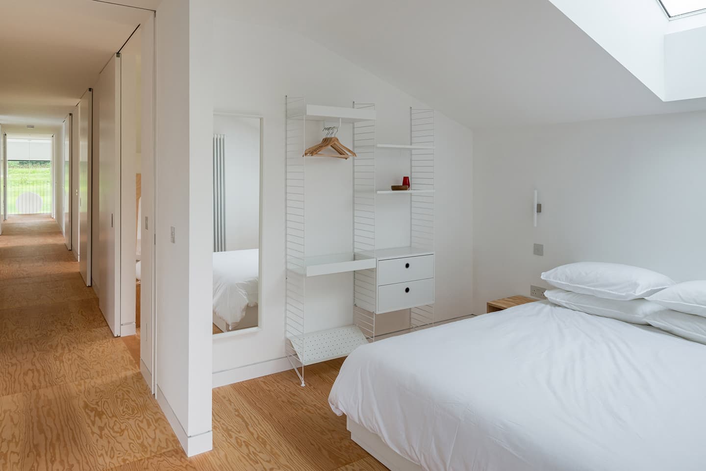 Отель новой реальности в бывшем сарае в Англии — проект Карла Тернера