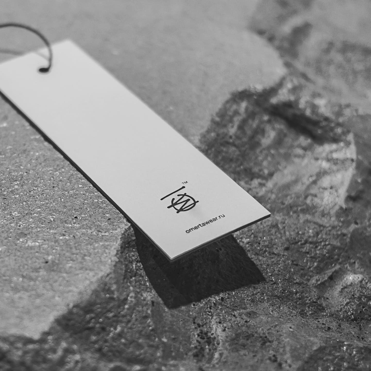 Брутальный минимализм в шоуруме в Екатеринбурге — проект команды Одногруппники