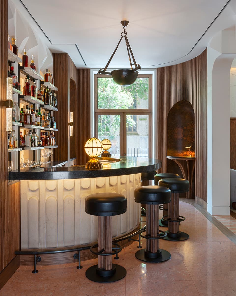 Гламурный ар-деко в лондонском баре — проект Bryan O’Sullivan Studio