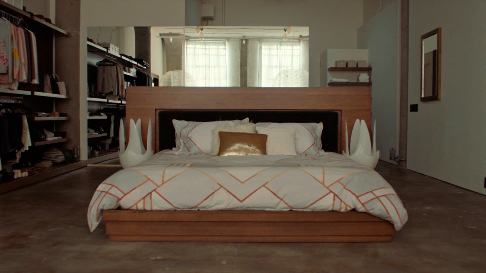 «В чужой шкуре» (реж. Брэндон Кроненберг)