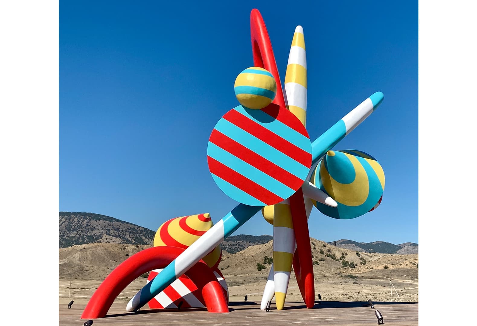 Паблик-арт, Роман Ермаков