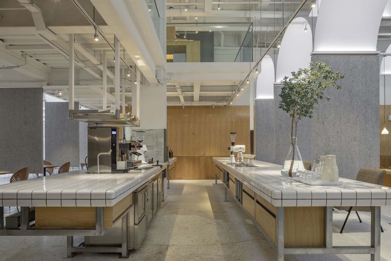 Заведение в Китае с двумя зонами для приготовления кофе — проект SpaceStation