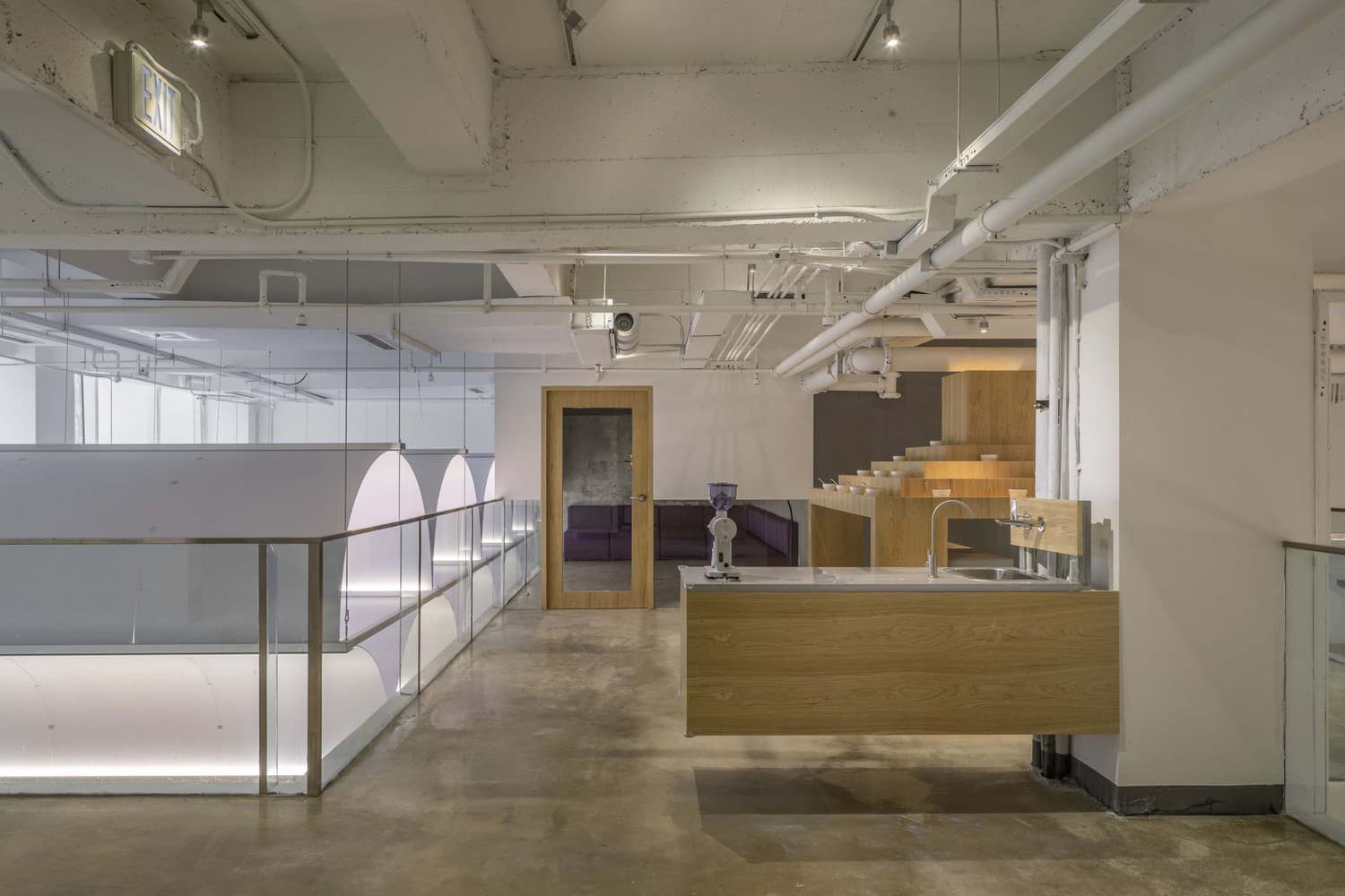 Заведение в Китае с двумя зонами для приготовления кофе — проект SpaceStation