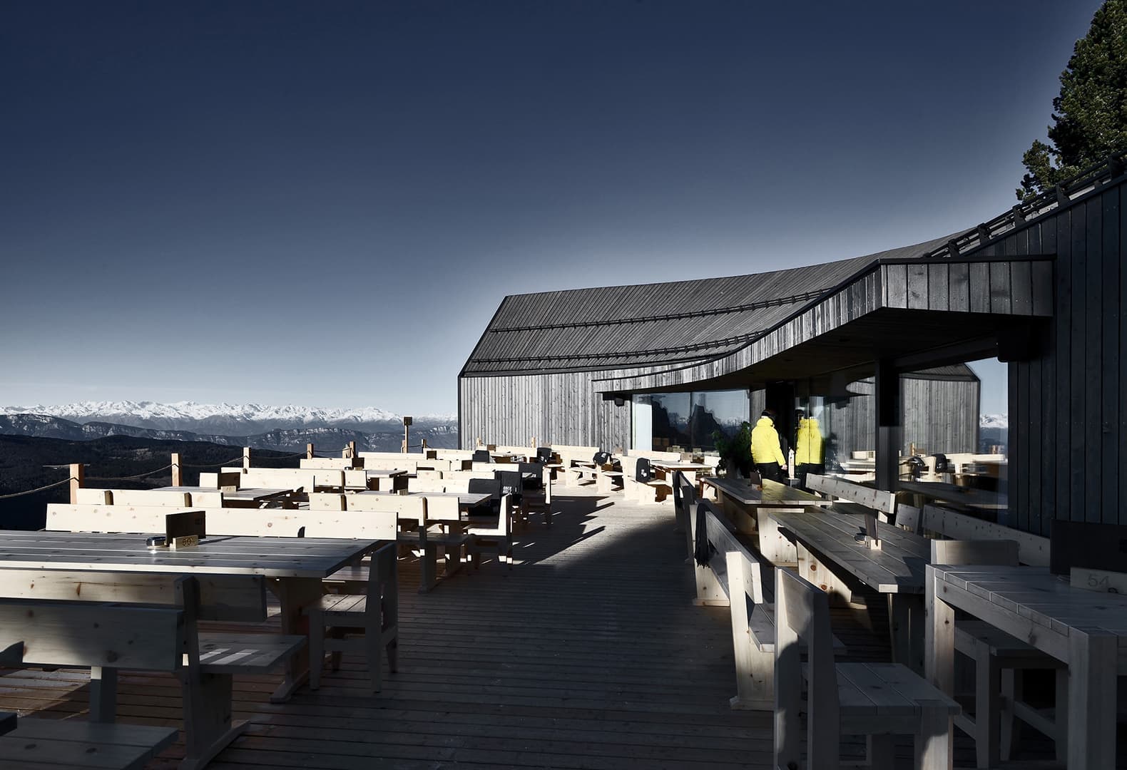OBERHOLZ MOUNTAIN HUT. Фото: Oskar Da Riz, Jens Rüßmann