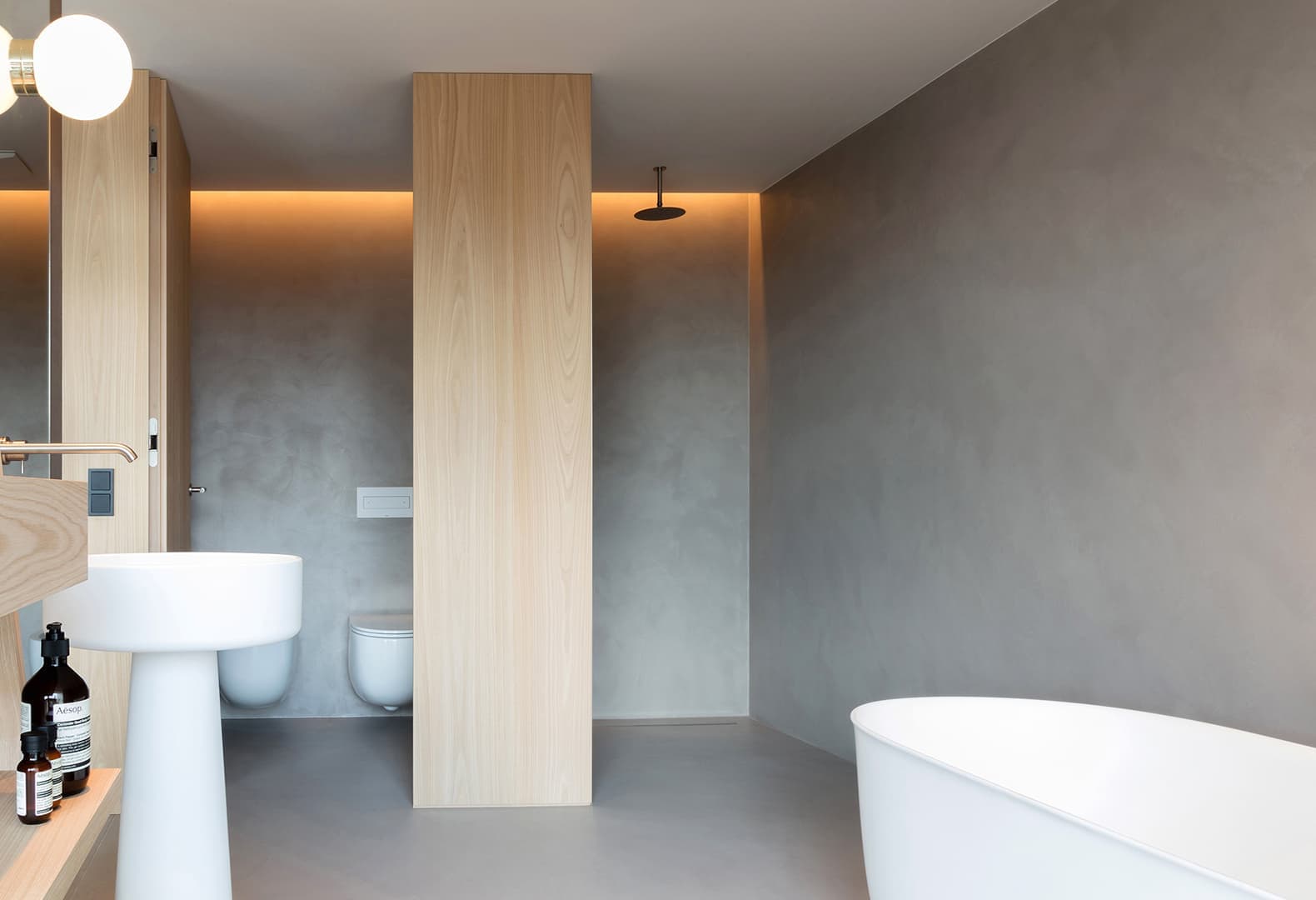 HOTEL SCHGAGULER. Фото: Oskar Da Riz, Martin Schgaguler