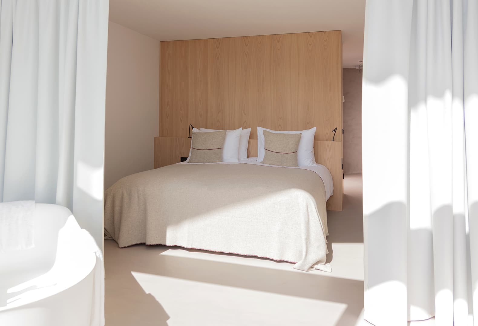 HOTEL SCHGAGULER. Фото: Oskar Da Riz, Martin Schgaguler