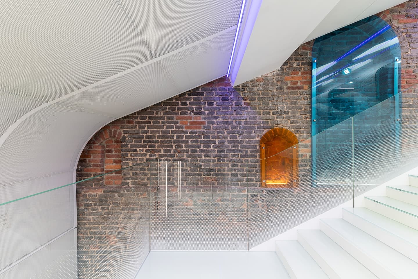 IT-центр нефтяной компании в здании бывшего склада – проект VOX Architects