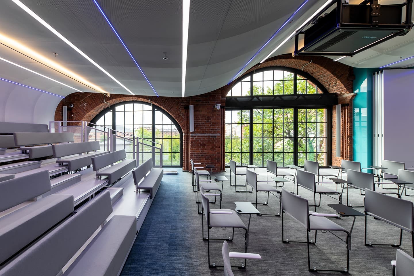 IT-центр нефтяной компании в здании бывшего склада – проект VOX Architects