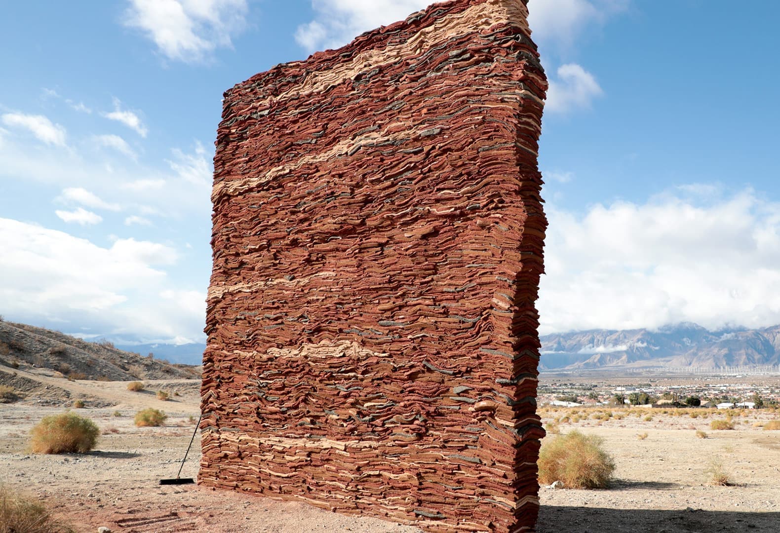 Desert X 2021. Zahrah Alghamdi, What Lies Behind The Walls