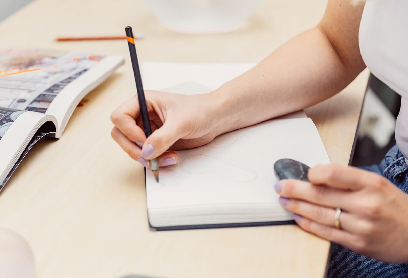 Кая Упель. Стекло как способ познания мира