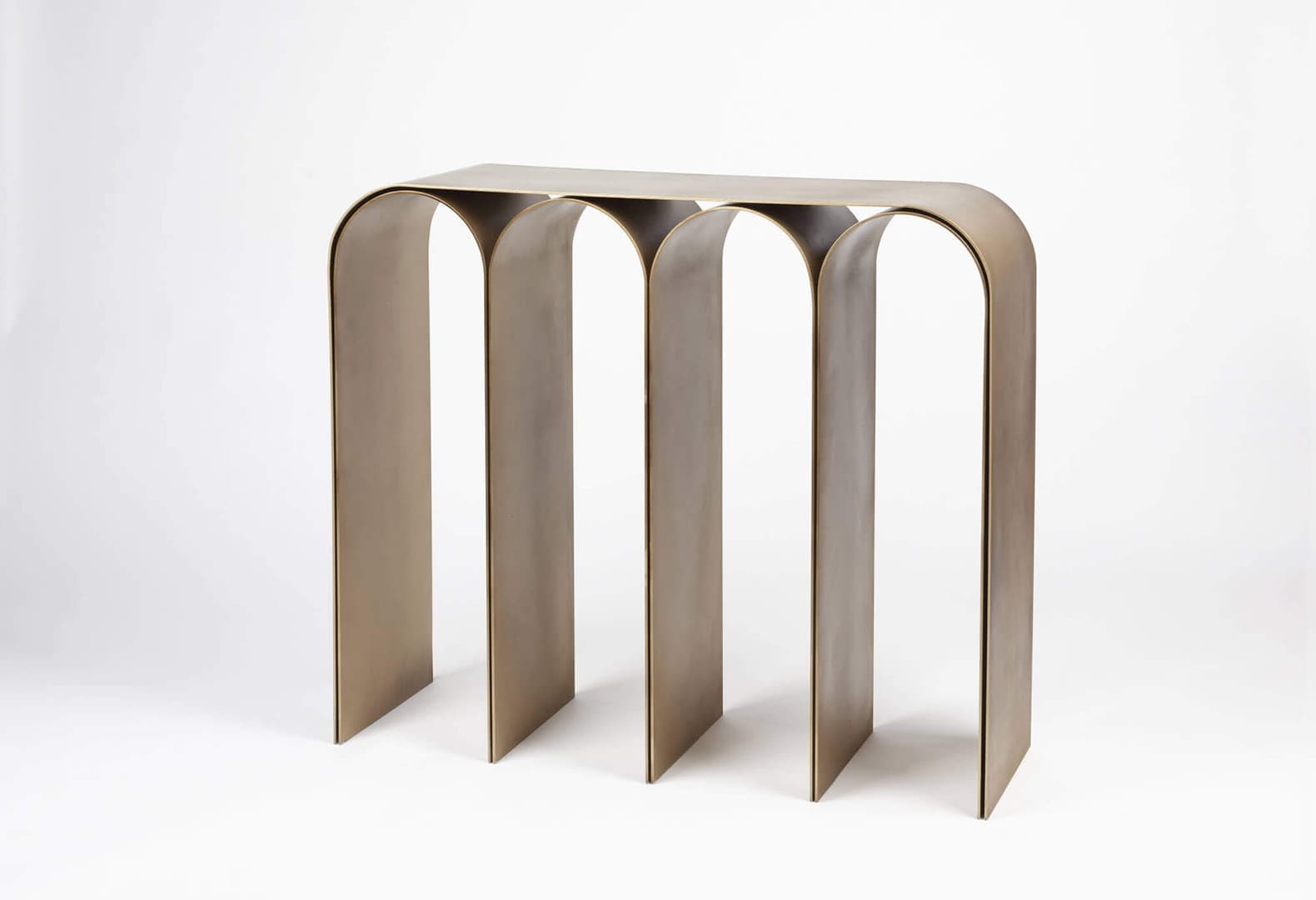 Numeroventi: Pietro Franceschini, Gold Arch Console