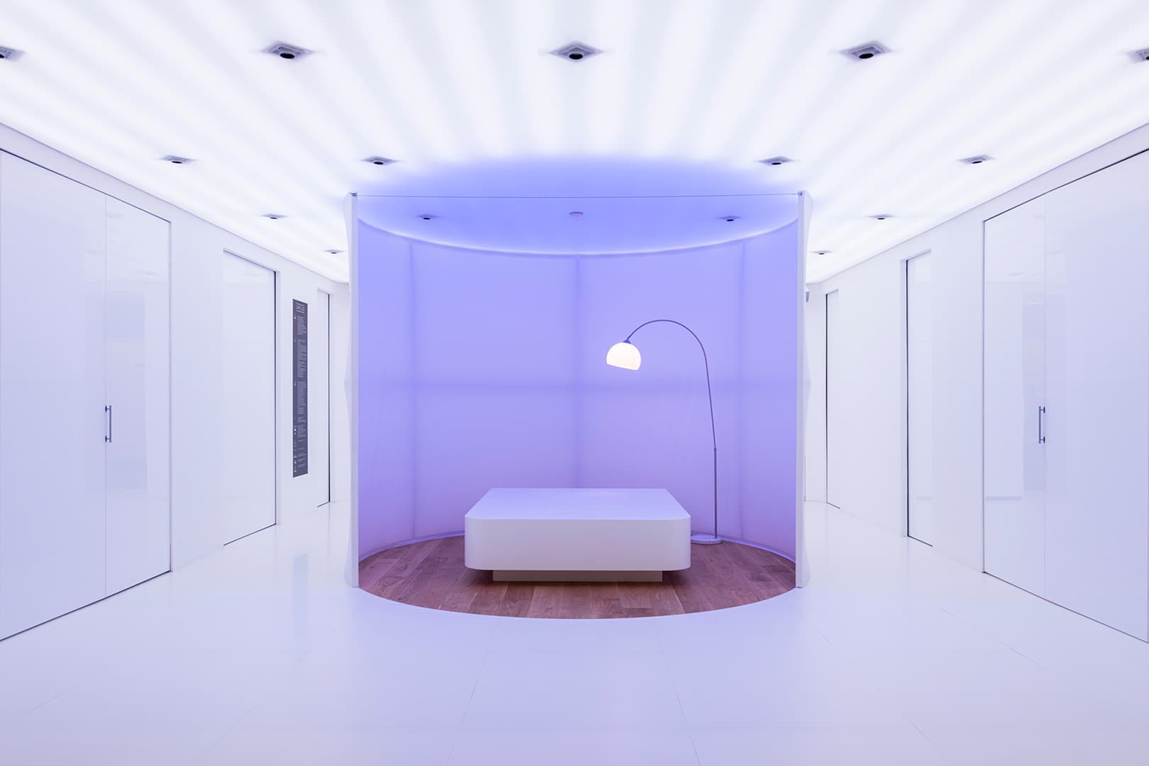 Влад Обласов: «Свет как инструмент для работы с ощущениями человека»