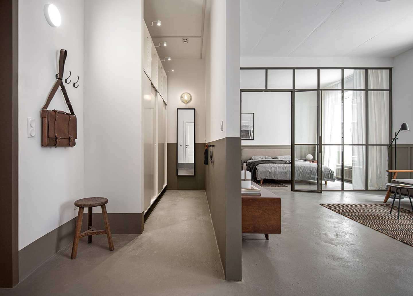 Квартира-студия с тремя функциональными зонами – проект студии INT2