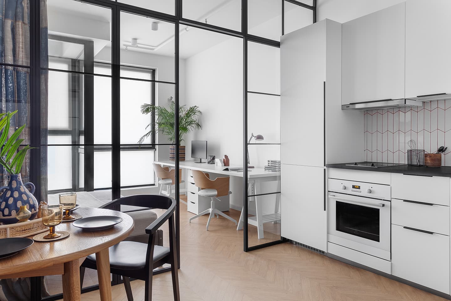 Маленькая квартира для работы из дома – проект студии NomadForm