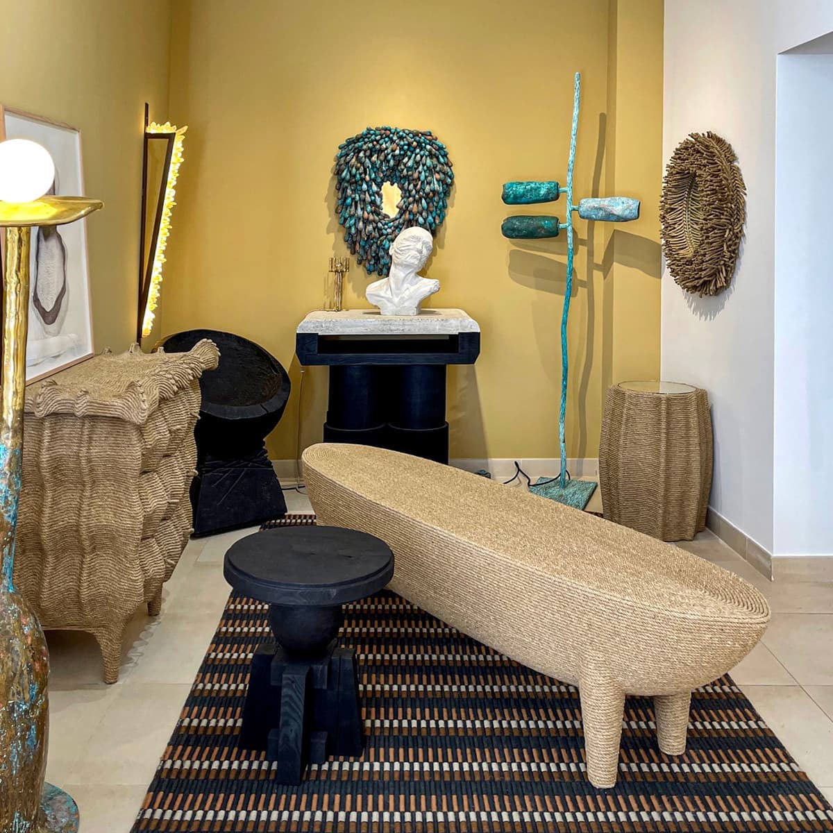 Armel Soyer. Кристиан Колаc. Pedestal #48