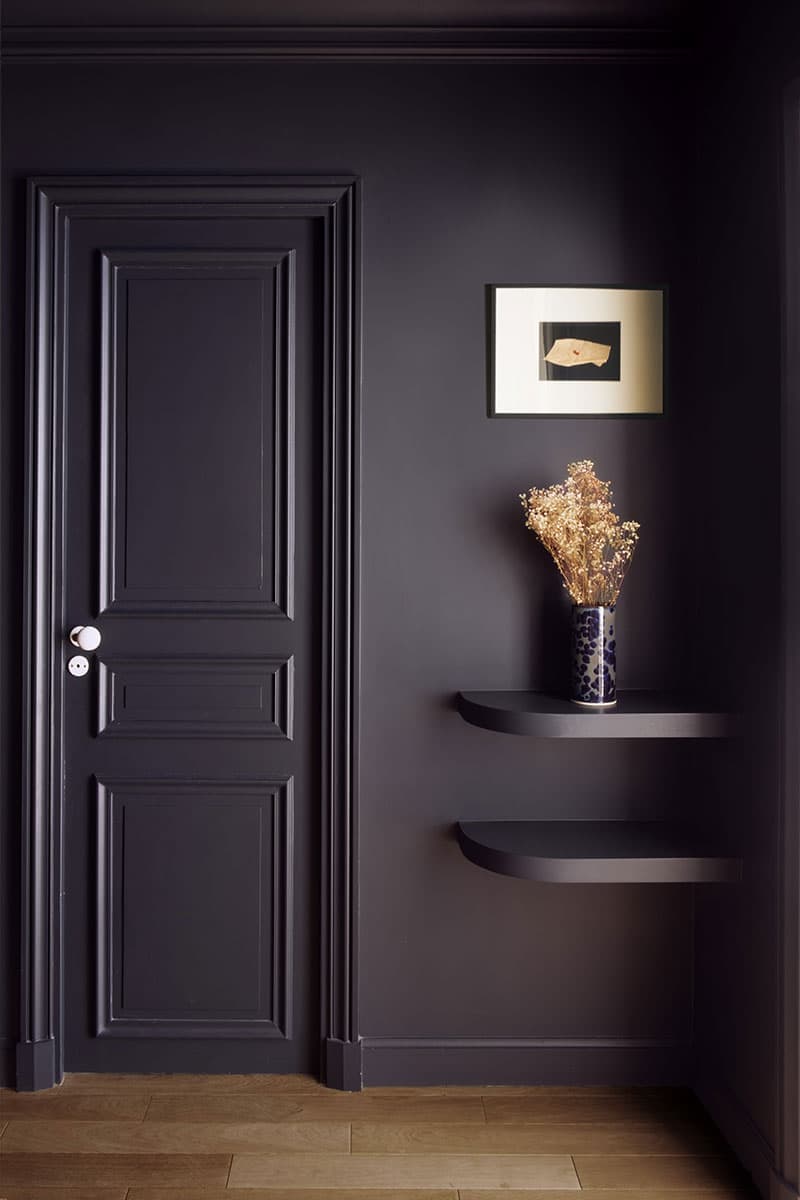 Монохромная квартира в Париже – проект студии Martin Massé