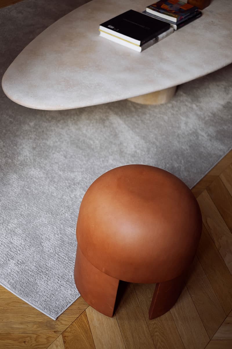 Монохромная квартира в Париже – проект студии Martin Massé