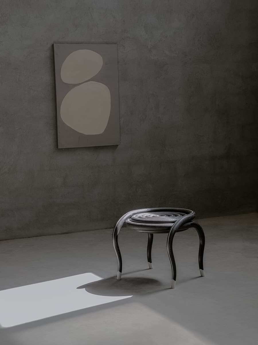 Приставной столик Apep. Дизайн: Don Tanani