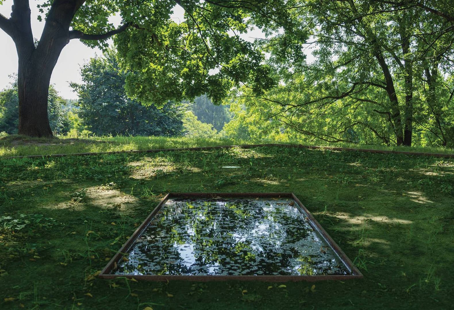 Мемориальный парк на территории Большой Синагоги Освенцима. NArchitekTURA + Bartosz Haduch. Фото: Bartosz Haduch