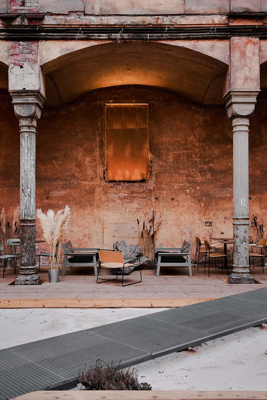 Общественное пространство в историческом особняке – проект DA bureau