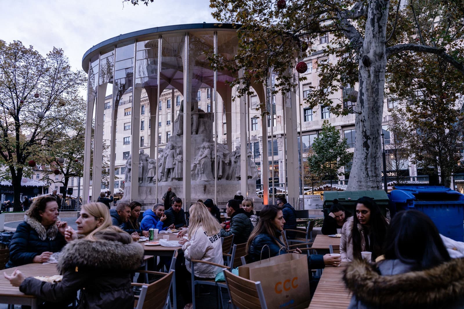 Art Shield - Vörösmarty Pavilion. Hello Wood