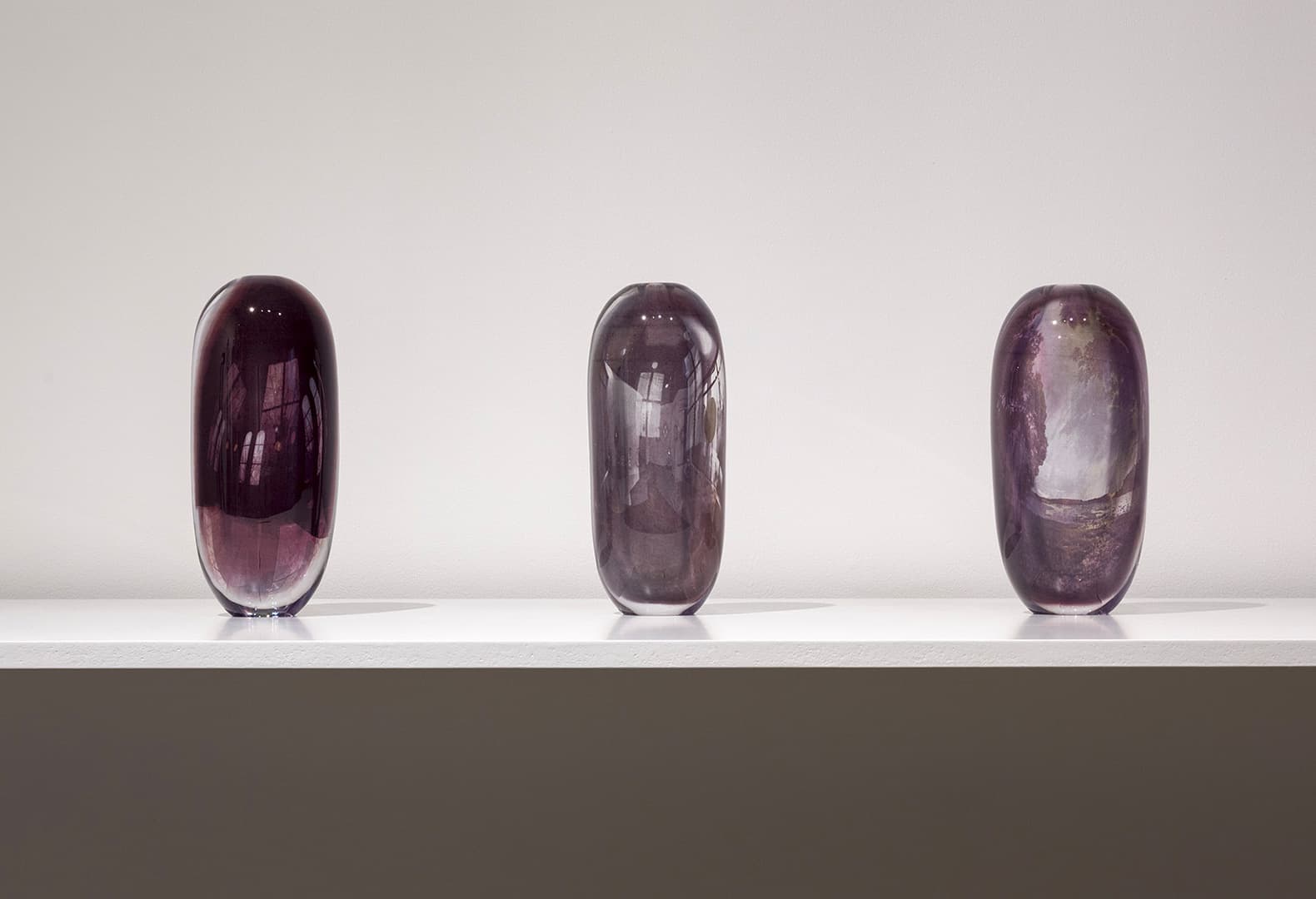 Reflection Vase. Front