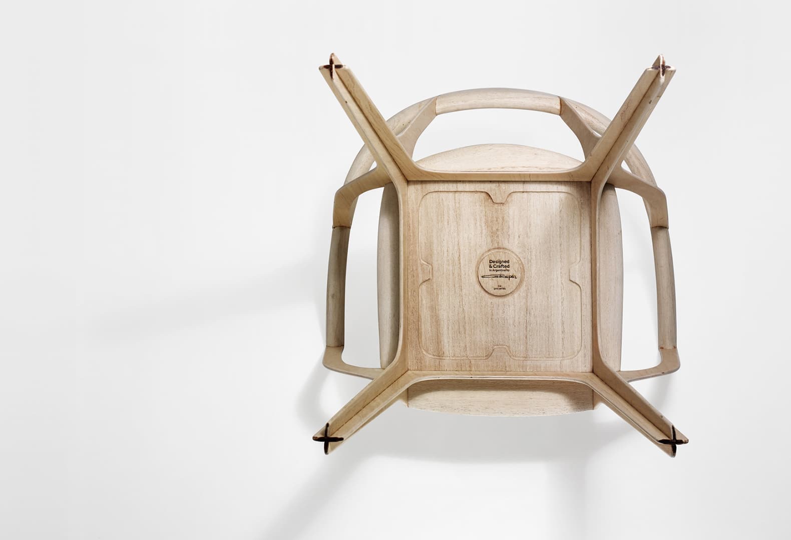 Стул Eutopia, Франциско Гомез Паз