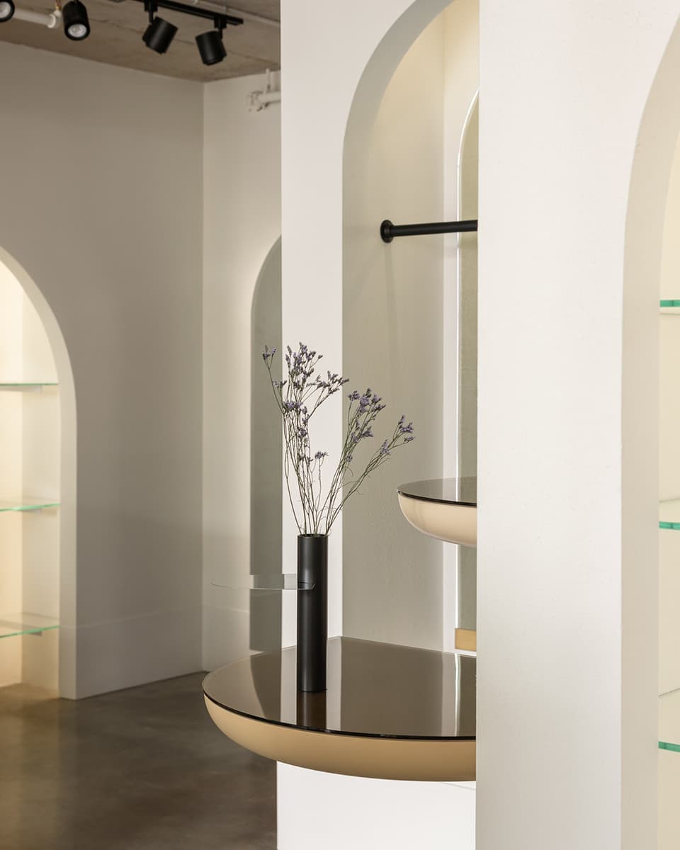 Изящный цветочный магазин – проект студии Ste. Marie