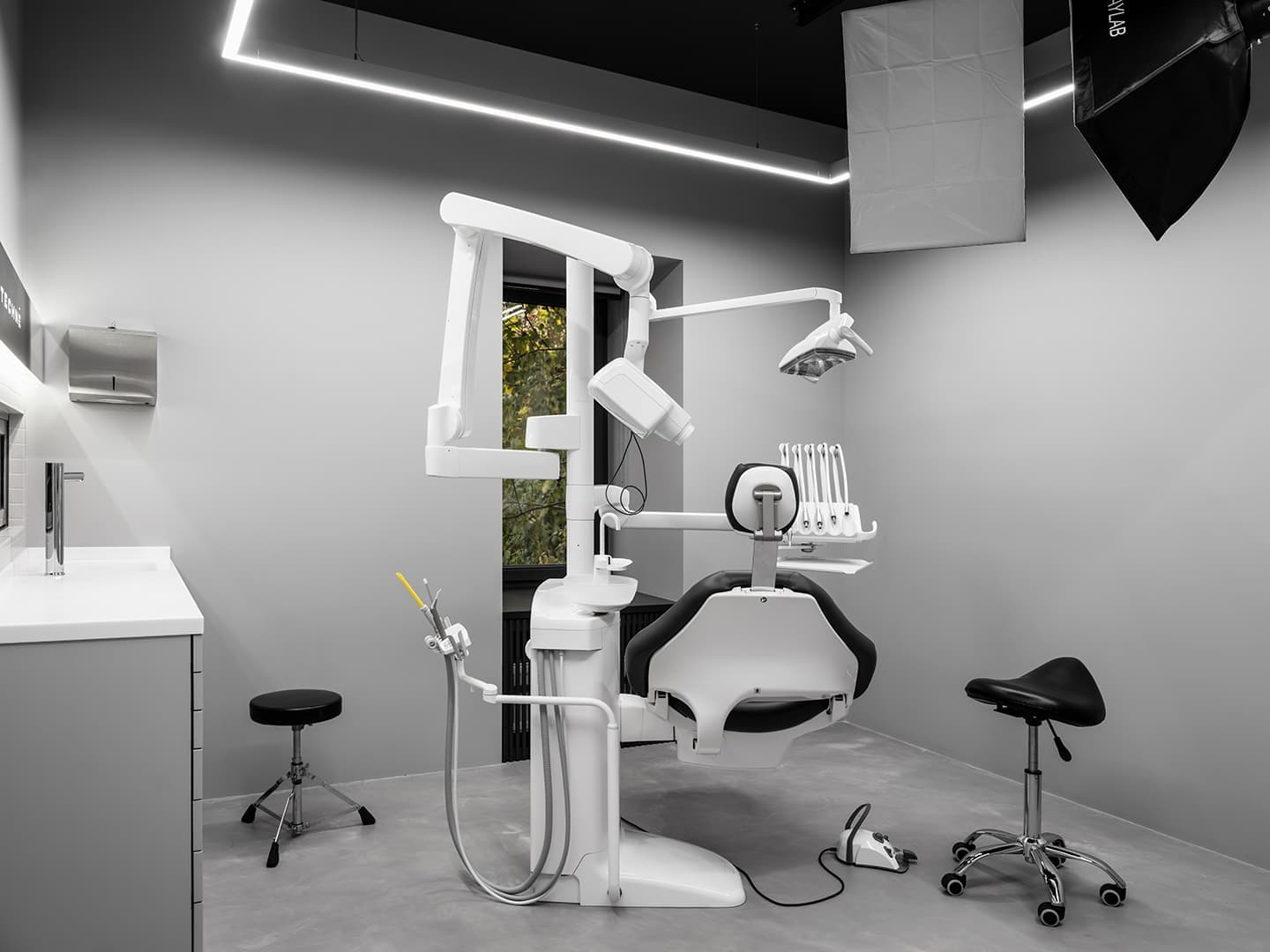 Стильная стоматология – проект студии Brandt design Bureau