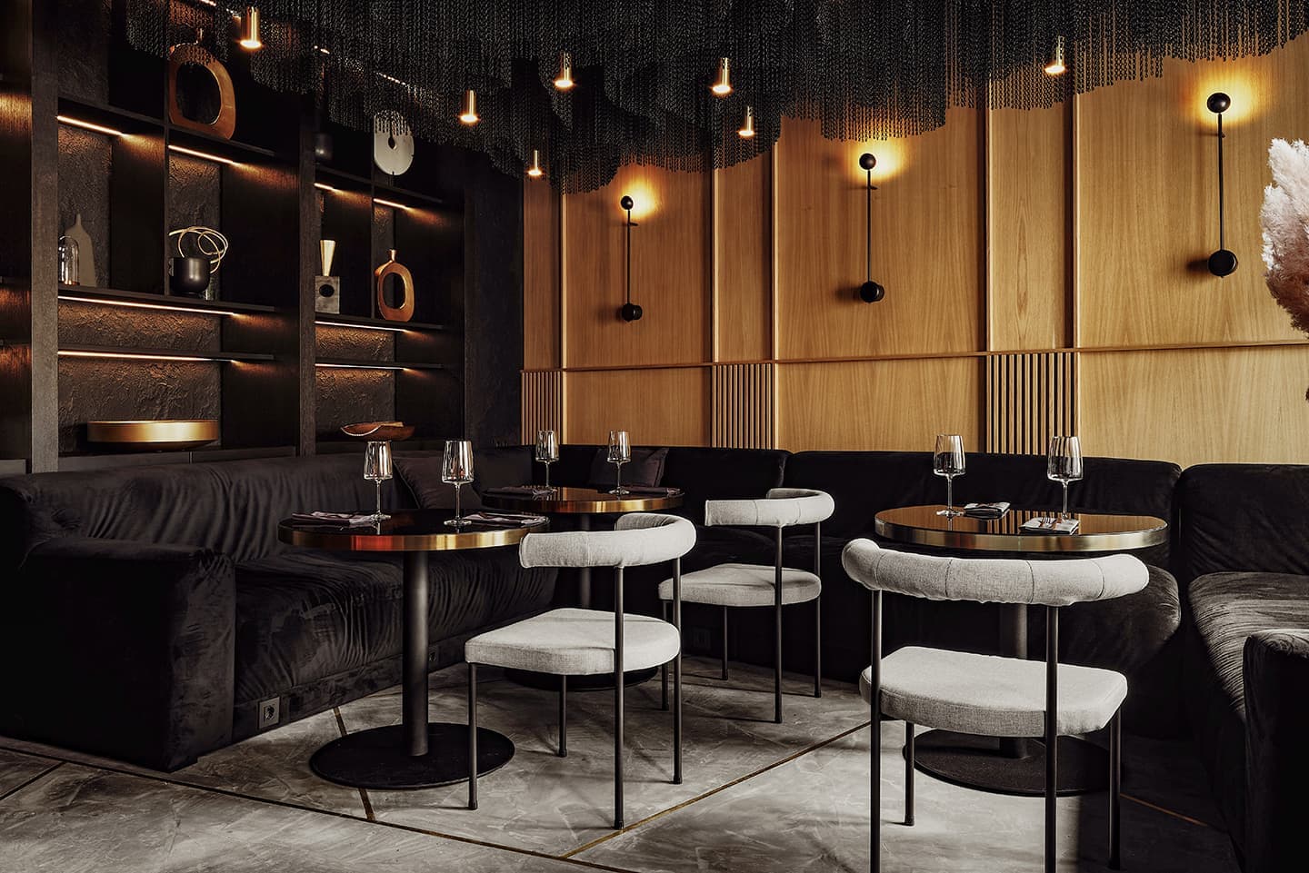 Лаунж-бар в особняке XIX века – проект дизайнера Алины Цауни