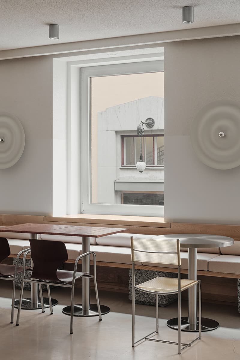 Кофейня в историческом особняке – проект студии Antwe