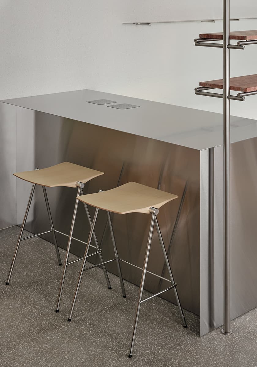 Кофейня в историческом особняке – проект студии Antwe