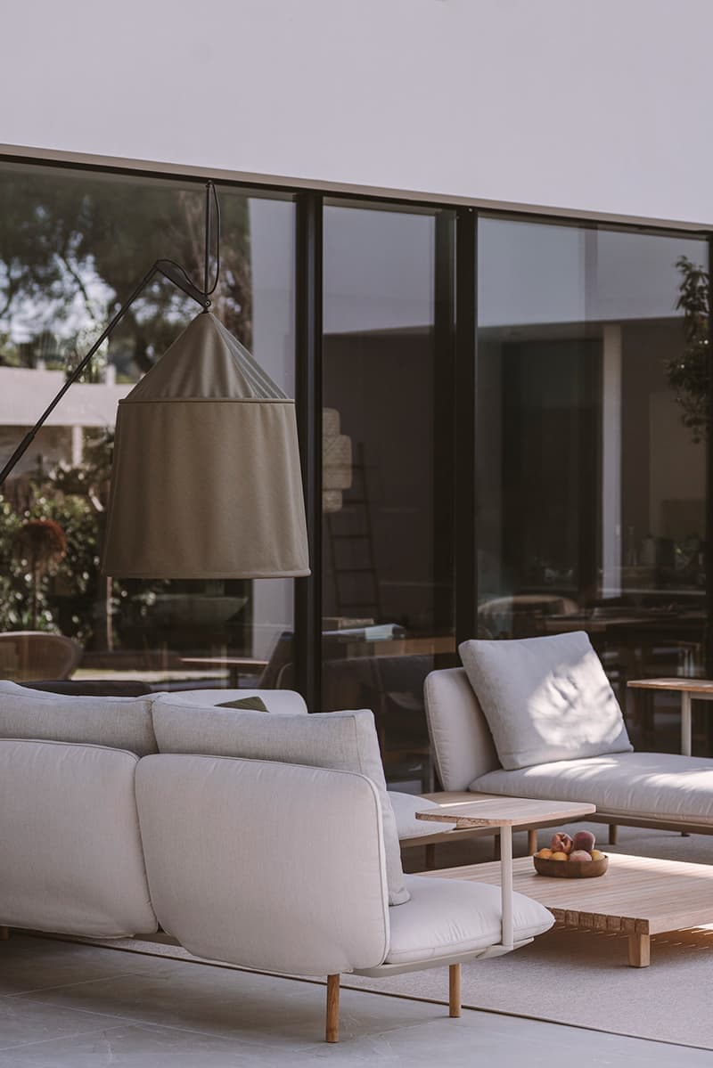 Двухэтажная вилла на острове Майорка с акцентом на ремесла – проект бюро Paradowski Studio