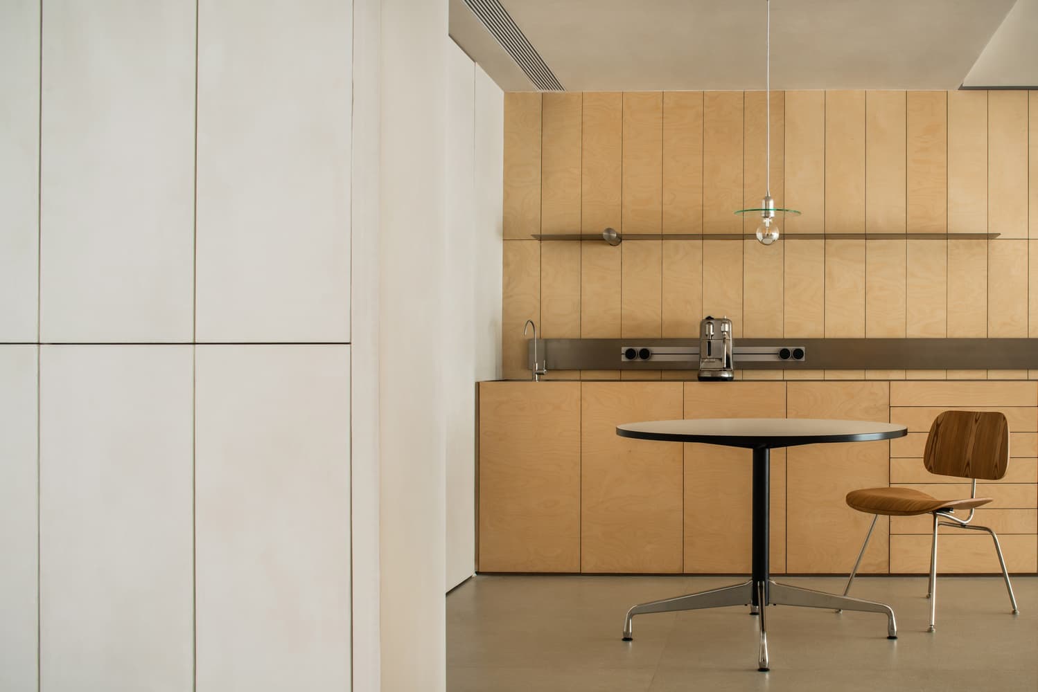 Офисное пространство архитектурного бюро – проект студии Shire Space Research