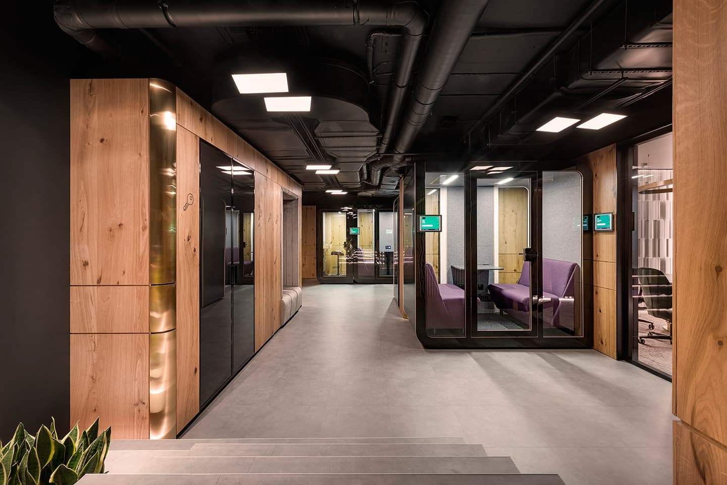 Новый коворкинг продуктовой компании – проект студии ZIKZAK