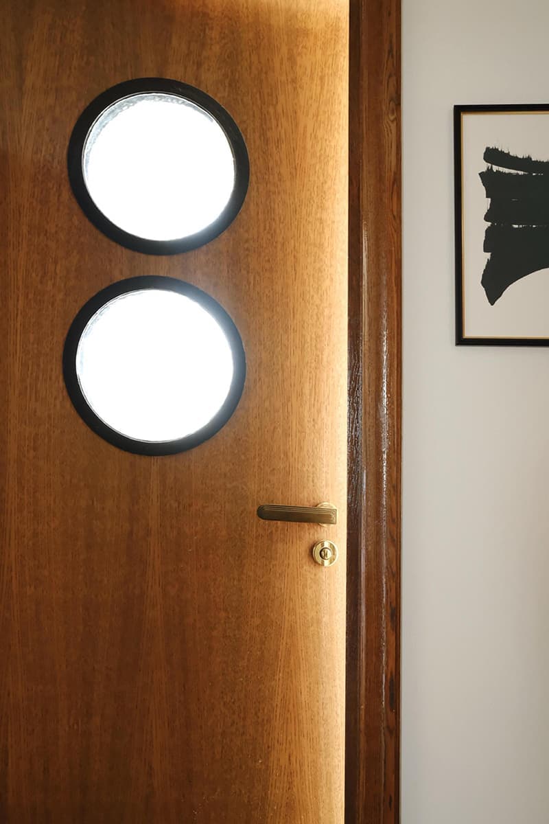 «Плавающая во времени» квартира 1930х годов – проект французской студии Hauvette & Madani