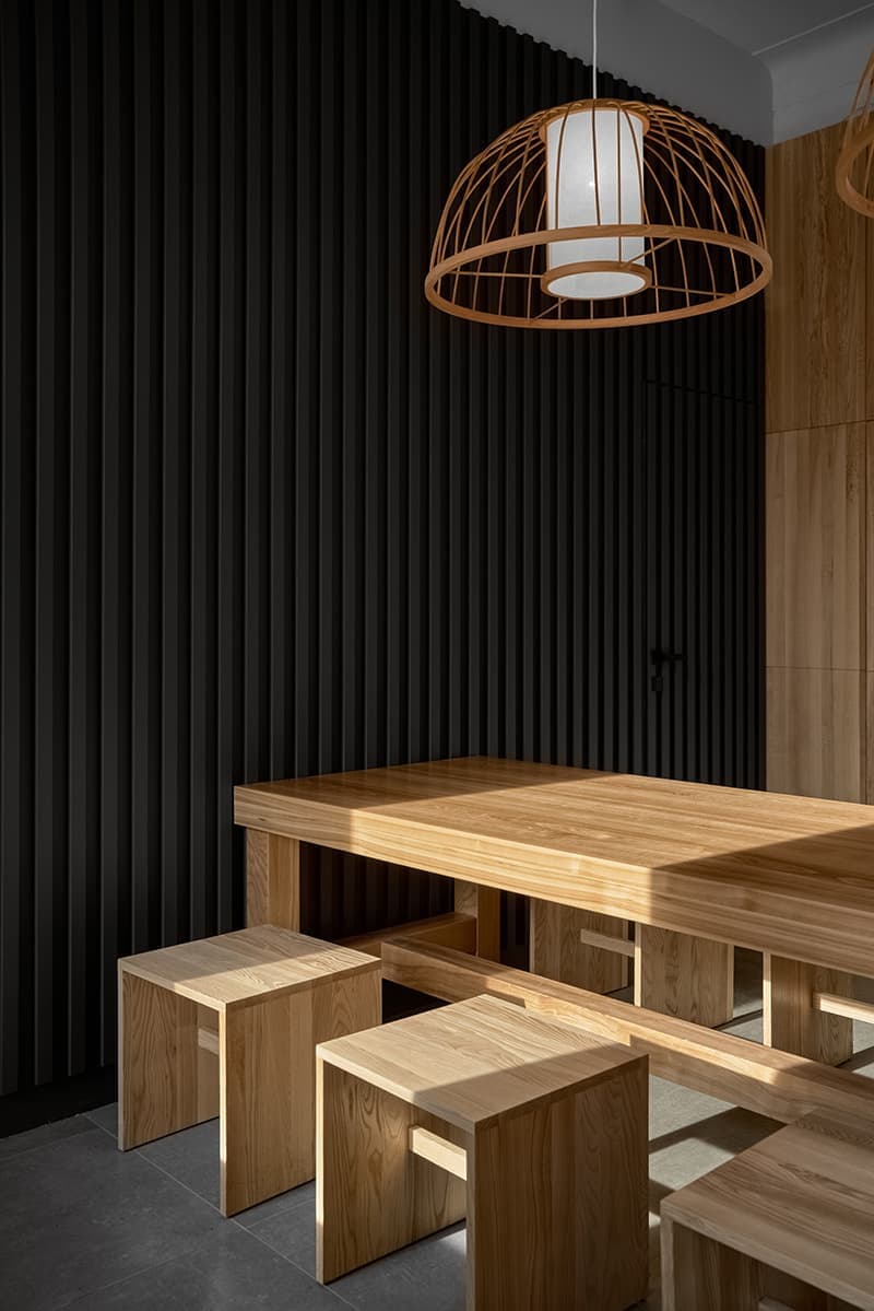 «Плавающая во времени» квартира 1930х годов – проект французской студии Hauvette & Madani