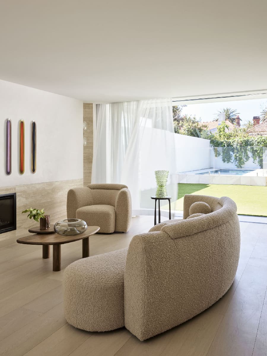 Гламурный пляжный дом в Сиднее – проект студии Nina Maya interiors