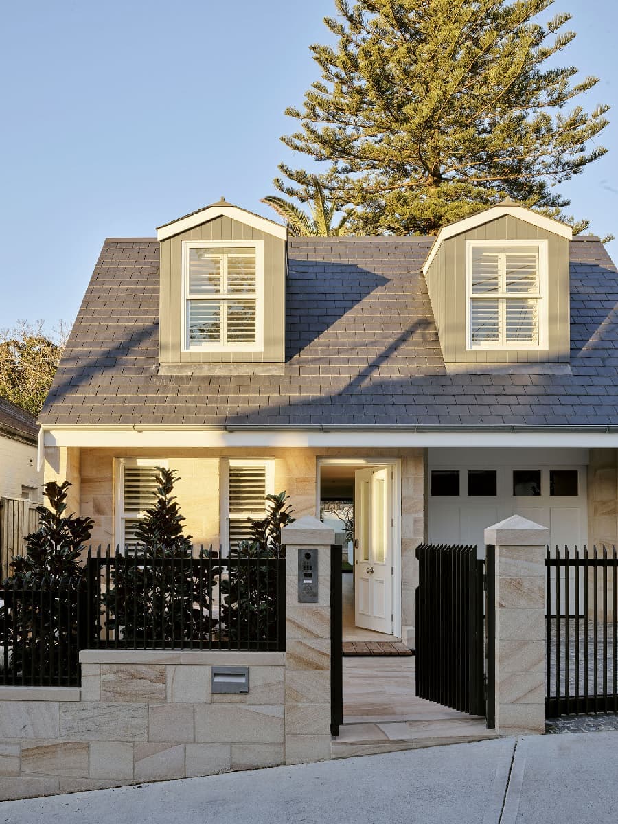 Гламурный пляжный дом в Сиднее – проект студии Nina Maya interiors