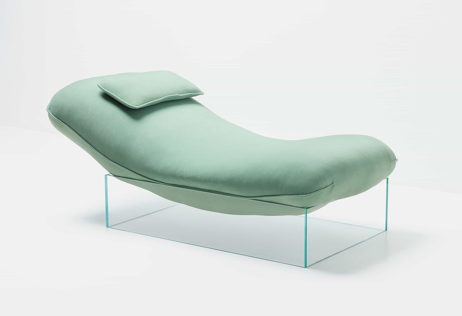 Coalesce. Studio Truly Truly. Kvadrat Knit!