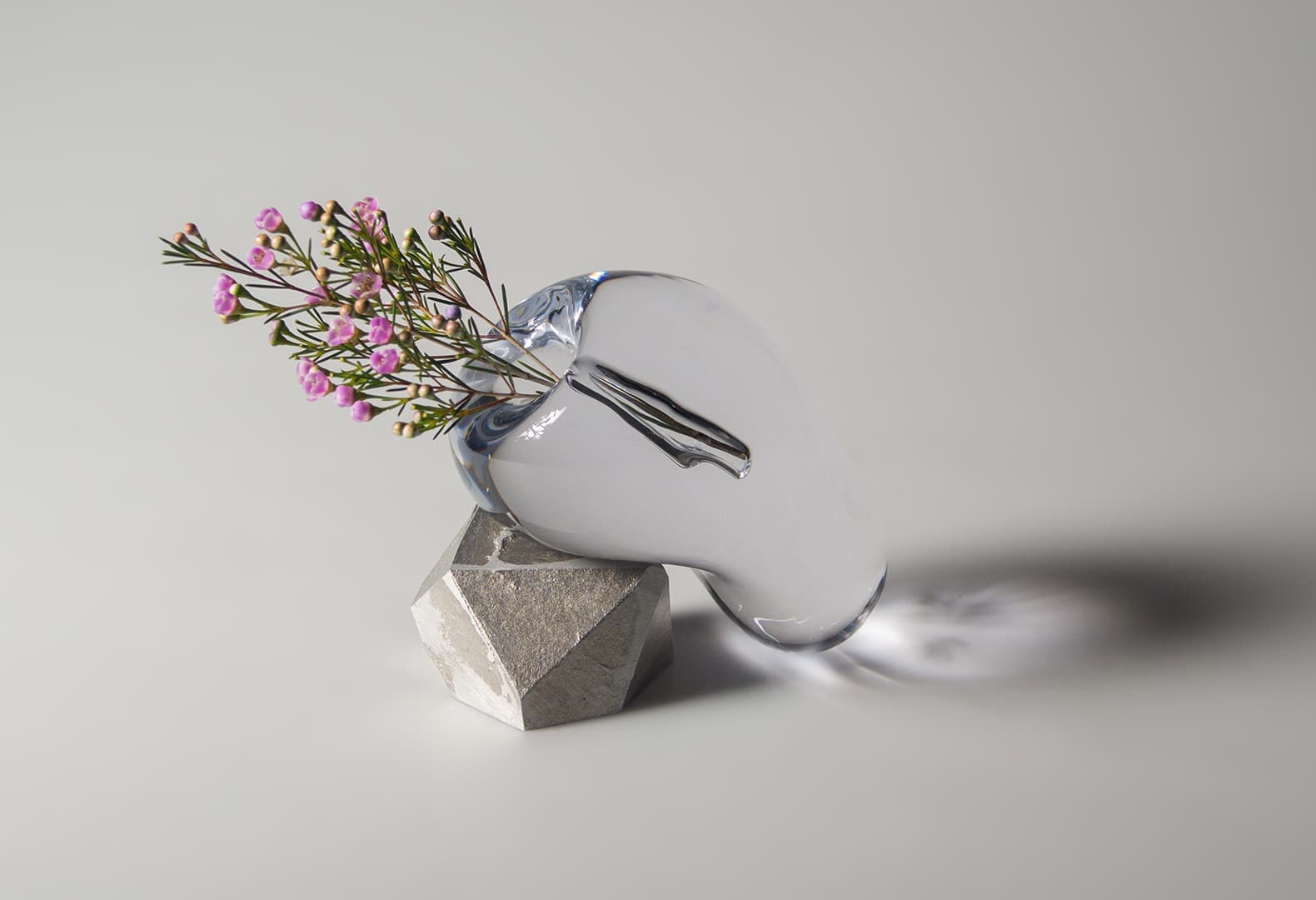 Вазы из серии «Идеальное неидеальное»