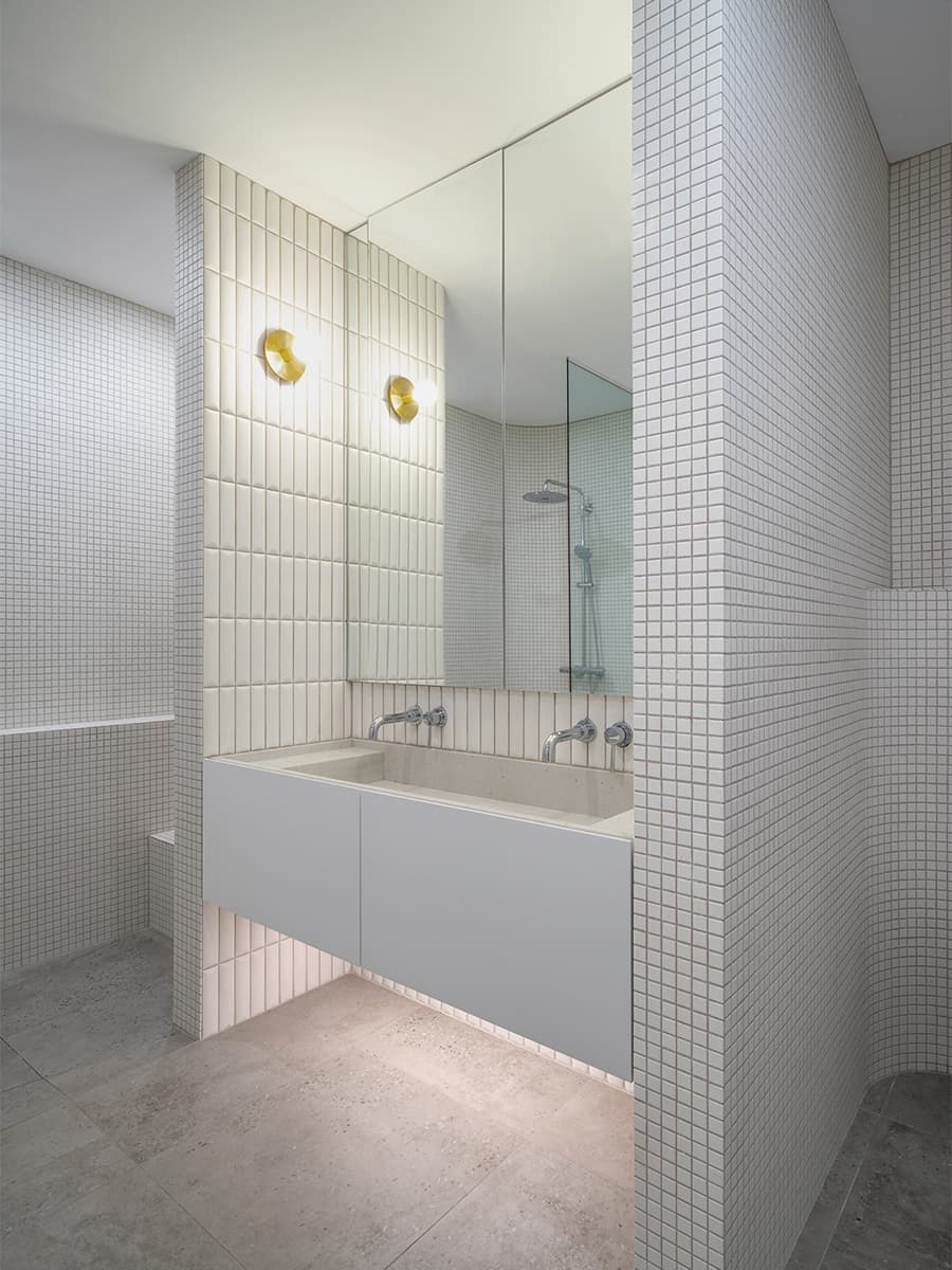 Воздушный интерьер квартиры в Монреале – проект канадской студии Naturehumaine