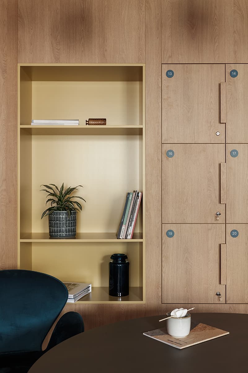 Уютный питерский коворкинг в ретро-стиле – проект AMG Architects