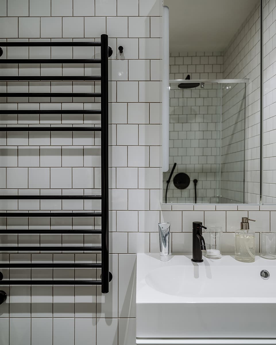 Монохромная квартира со скандинавским настроением – проект студии Style By Sorensen