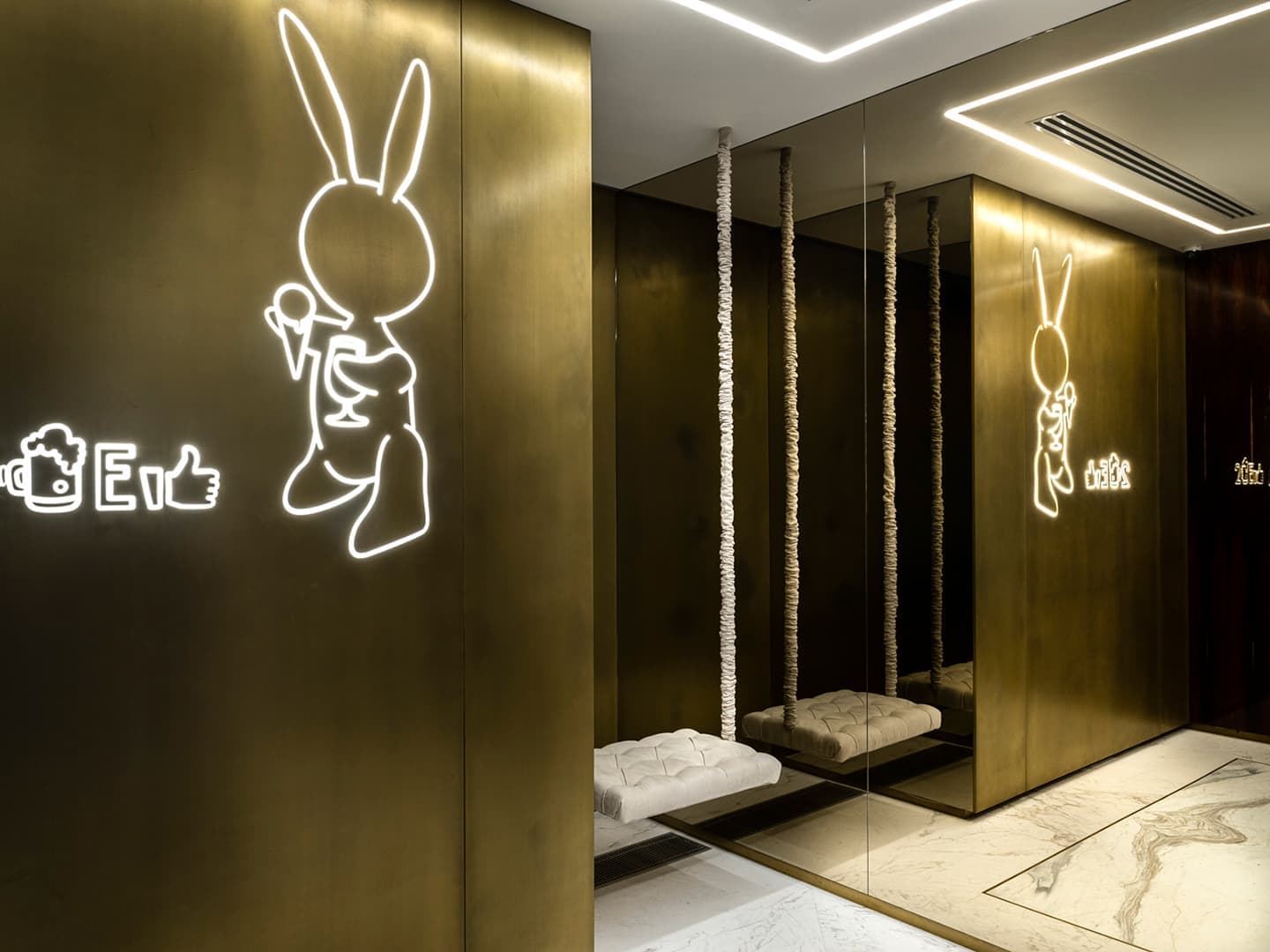 Ироничный интерьер для ресторана Александра Раппопорта – проект дизайнера Елены Крыловой