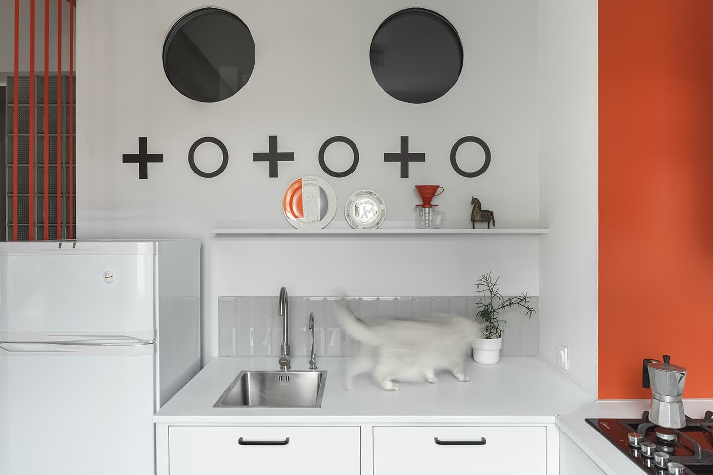 Революционный интерьер с элементами авангарда – проект студии Zavod11