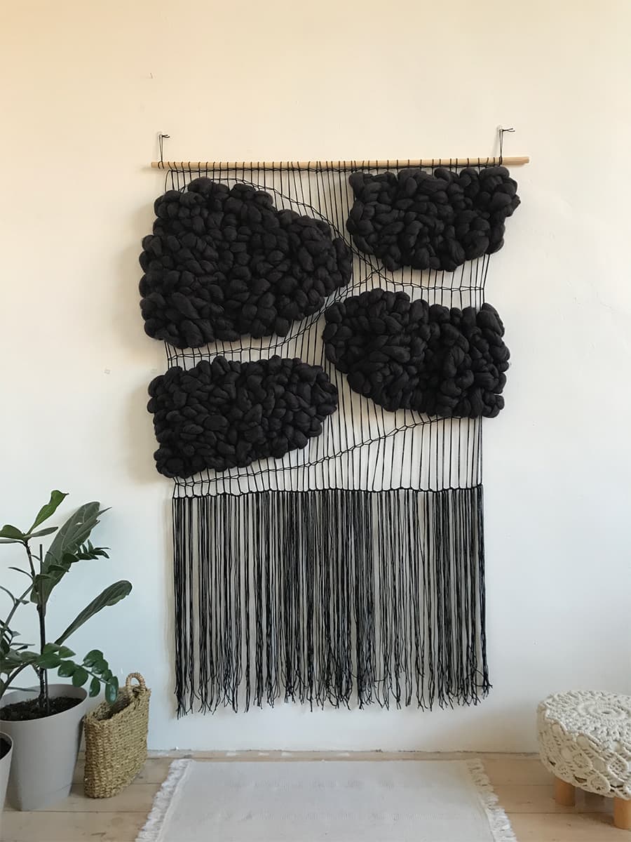 Черный гобелен Eclipse