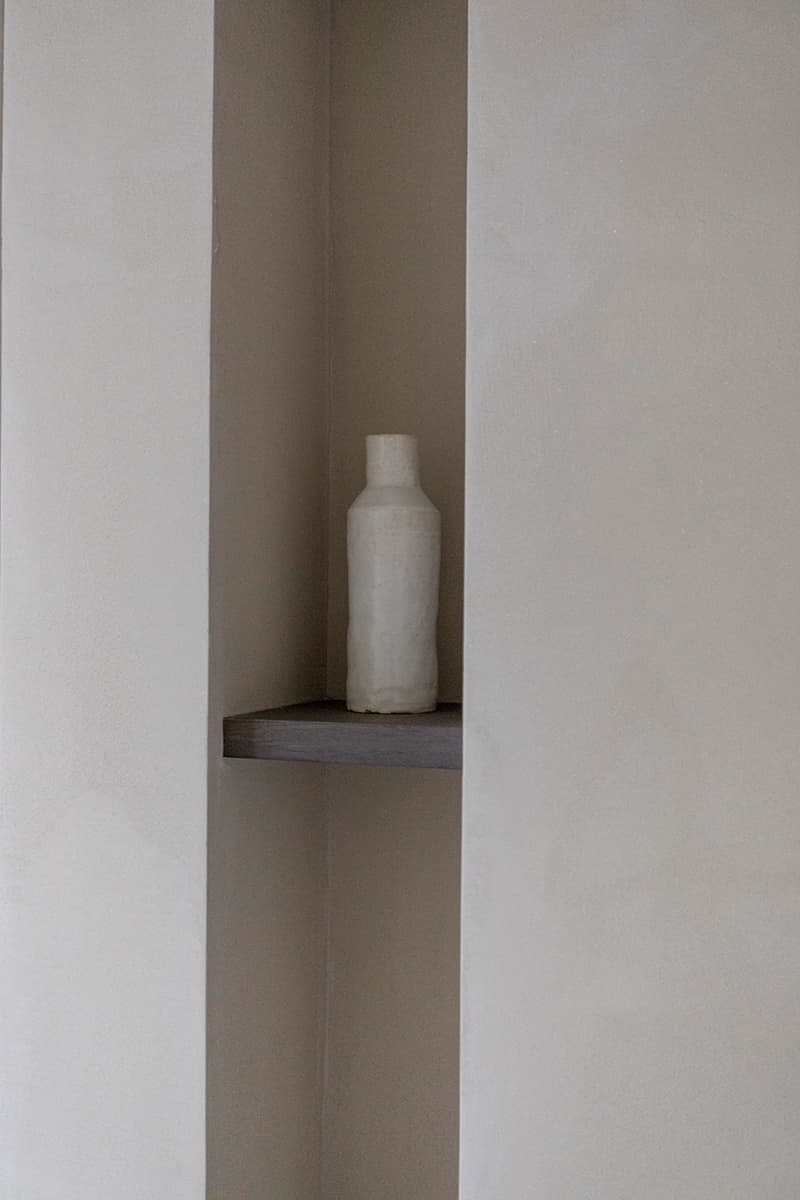 Нетривиальная квартира под сдачу – коллаборация MANU Bureau и Адрианы Кано Лимарино